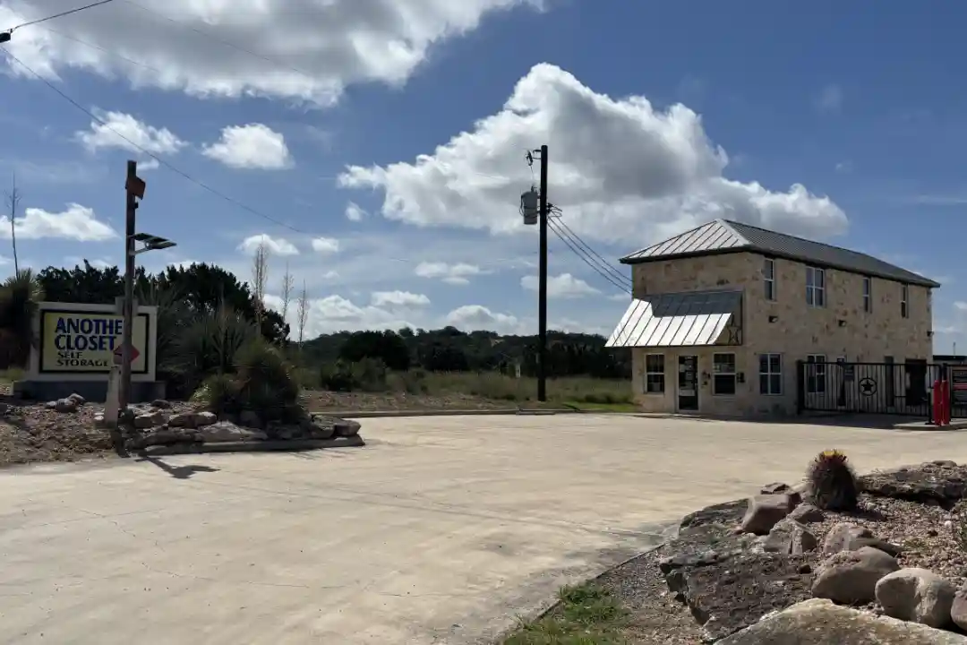 Bandera Texas self-storage facility