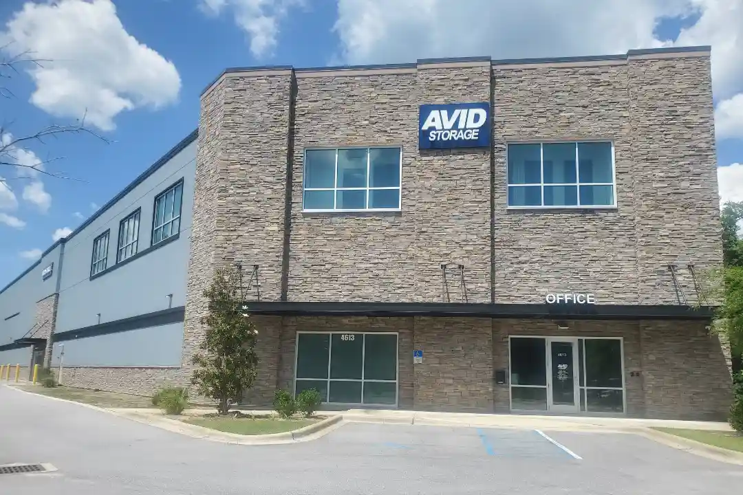 Avid Storage - Bluewater Bay
